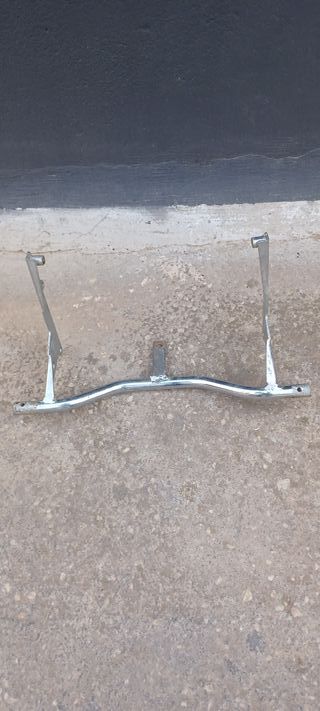 Soporte para faros auxiliares Harley 