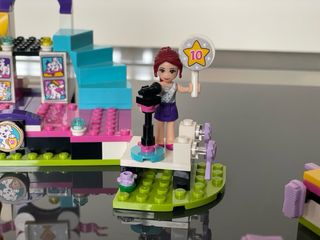 Lego Friends Concurso de Mascotas (41300)