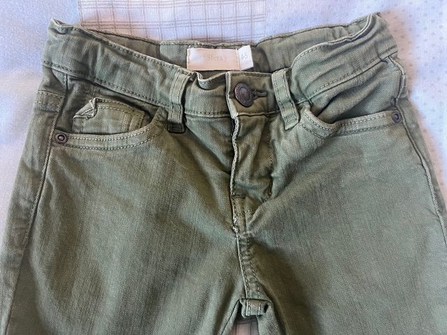 Pantalon verde de Sfera