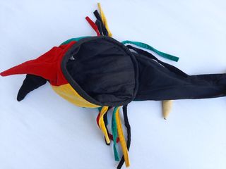 Capuchón Multicolor con Cascabeles