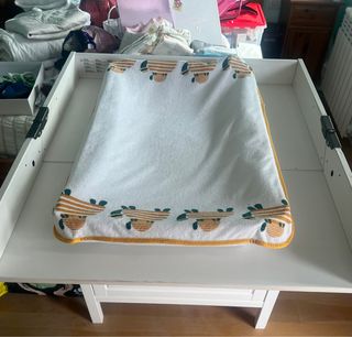 Cambiador bebé Ikea