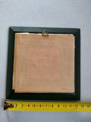 Piccola cornice con dipinto uccellino su ceramica