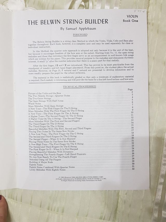 Cuaderno para violín string builder