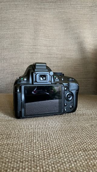 Nikon D5100 + objetivo 55-200mm y 18-55 mm 