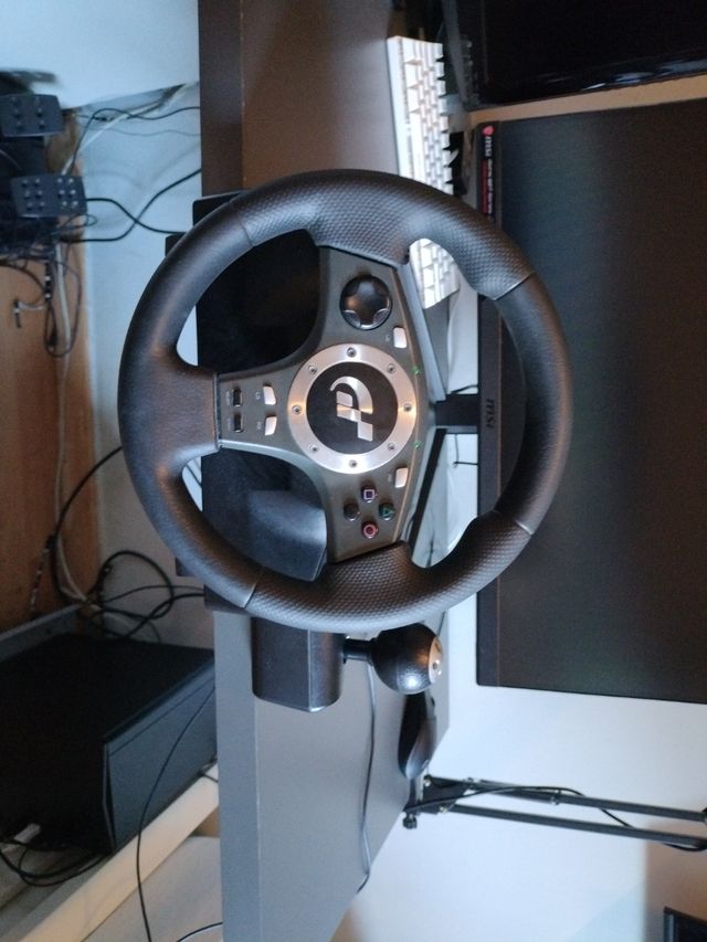 volante Logitech driving force gt pro