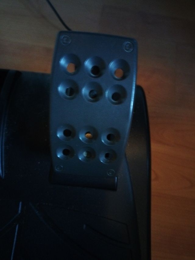 volante Logitech driving force gt pro