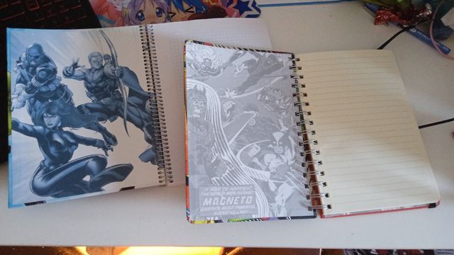2 libretas marvel