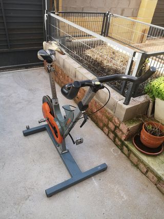 Bicicleta de spinning profesional Keiser