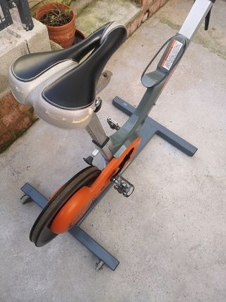 Bicicleta de spinning profesional Keiser