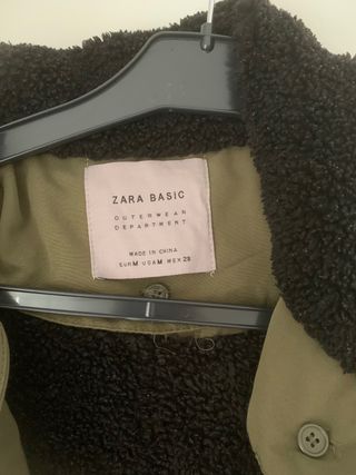 Parka verde Zara