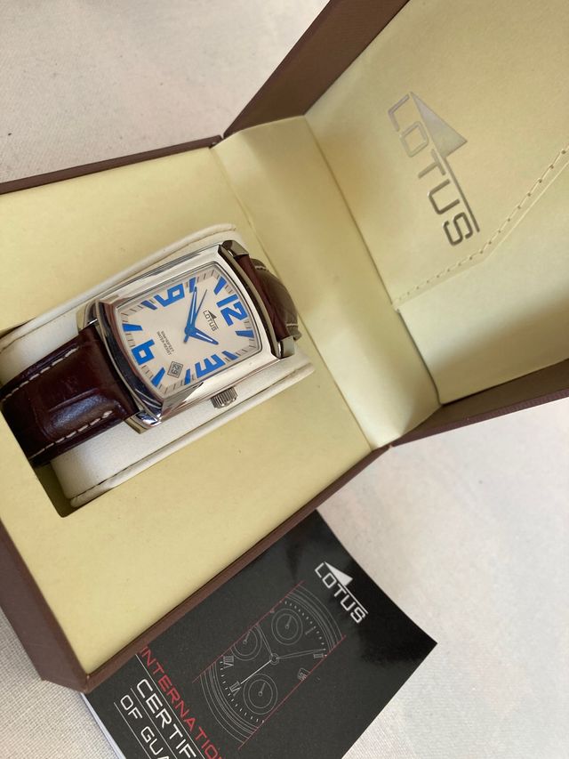 Reloj Lotus Caballero correa piel