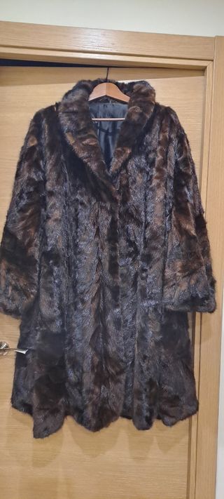 Abrigo piel tipo vison
