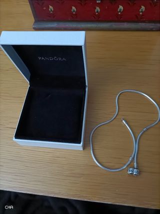 Cordón cuello Pandora