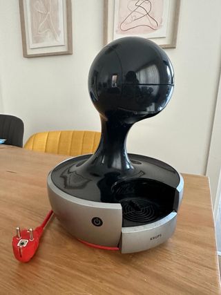 Cafetera Dolce Gusto Krups KP350 negra/gris