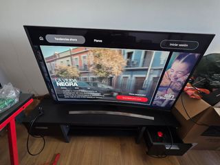 Televisión Samsung 55" JU7500