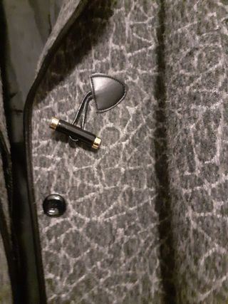 Abrigo  lana  100%  IMPECABLE leopardo gris