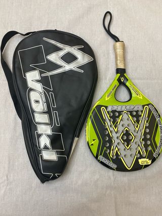 Pala Pádel Vōlkl Carbono Caimán