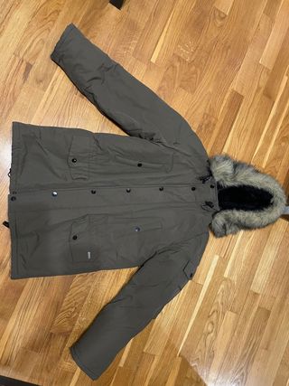 Parka Carhartt talla S 