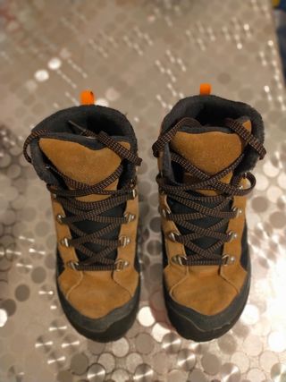 Botas montaña niño talla 36