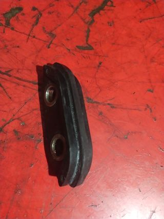 Guia cadena estribo KTM duke 125/200/390