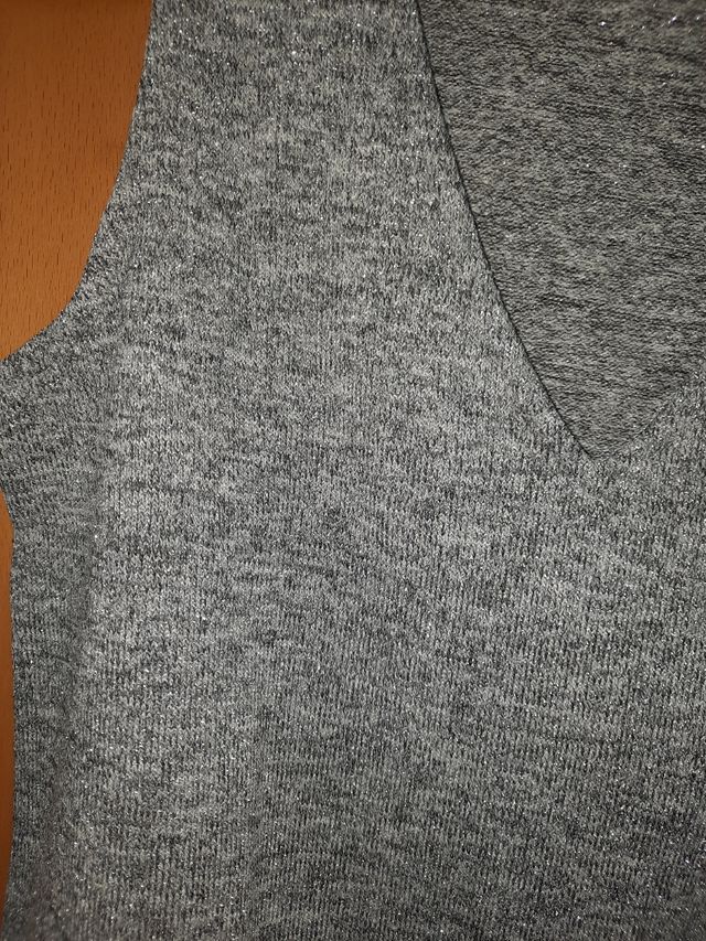 Camiseta plateada Mango