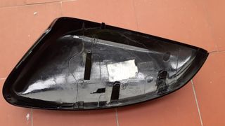 Carcasa espejo exterior derecho opel y Peugeot. 