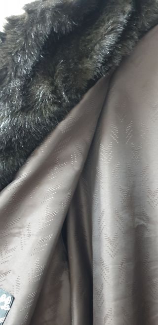 Abrigo de piel Ecologico