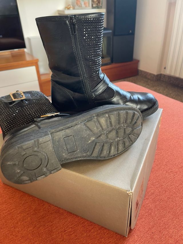 scarpa stivaletto 36 marca asso