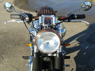 Triumph Bonneville Café Racer