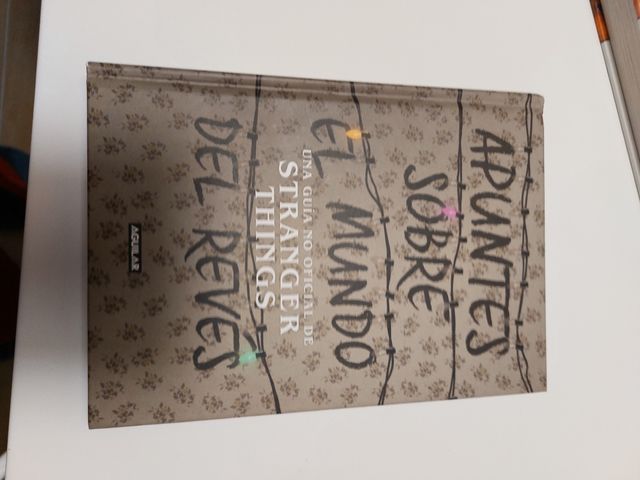 Libro apuntes sobre el mundo del reves