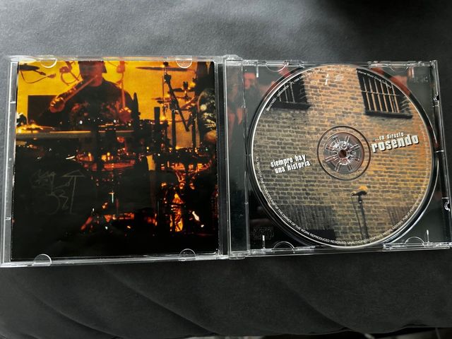 Rosendo “Siempre hay una historia” CD Directo