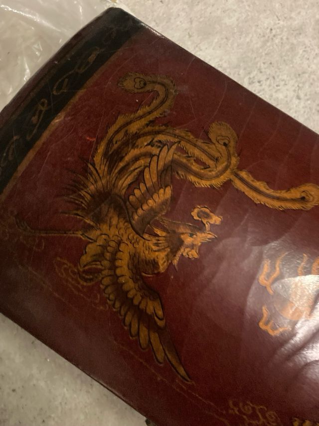 Antica scatola Cinese in legno laccata