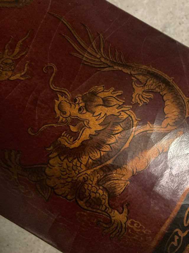 Antica scatola Cinese in legno laccata