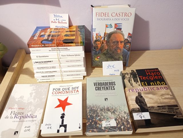 Libros nuevos de política y de 2@mano(ver precios)