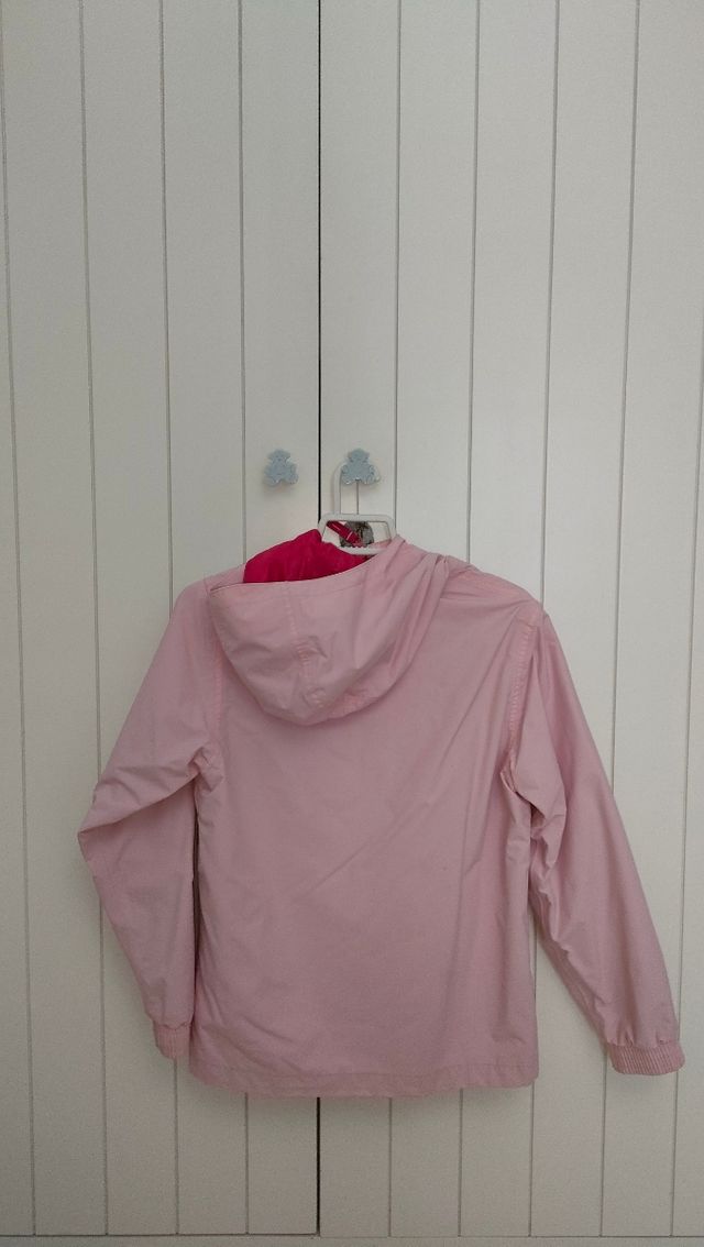 Chaqueta fina impermeable 