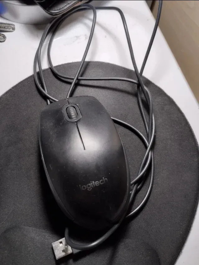 Logitech B100 Ratón Negro