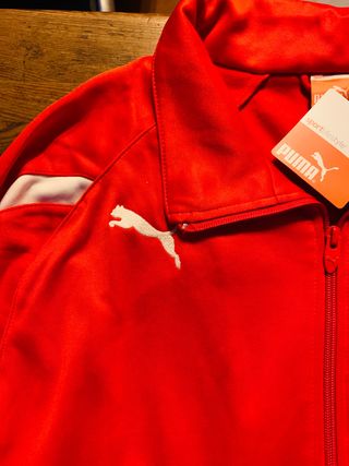 chaqueta fútbol Puma rojo