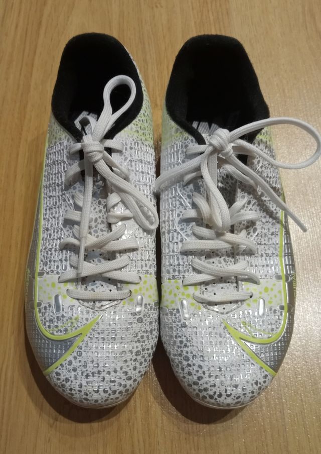 Zapatillas fútbol tacos