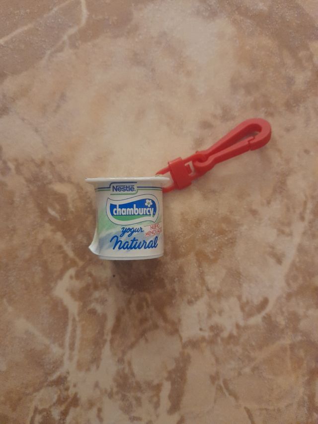 Llavero nestle yogur chamburcy