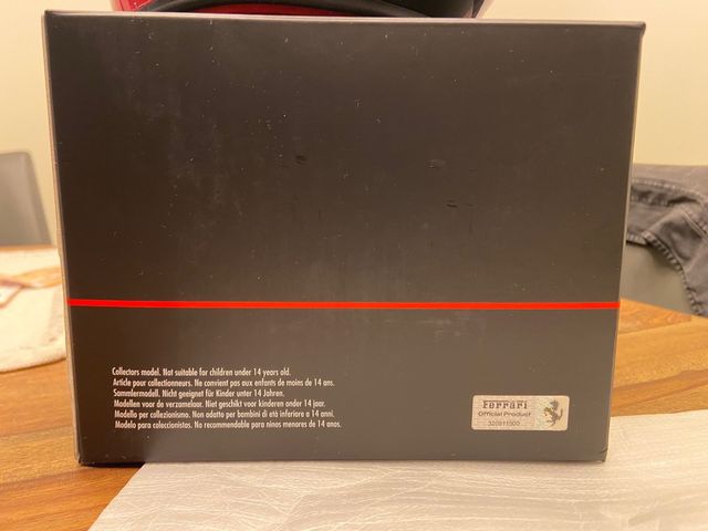 Casco Replica Carlos Sainz 2023