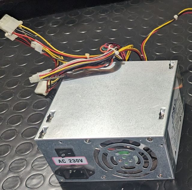 Alimentatore PC fisso P&O LC-b400ATX 400W