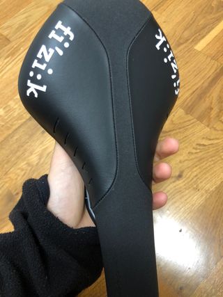 Sillín de bicicleta Fizik Antares R7