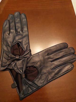 Guantes de piel azul marino