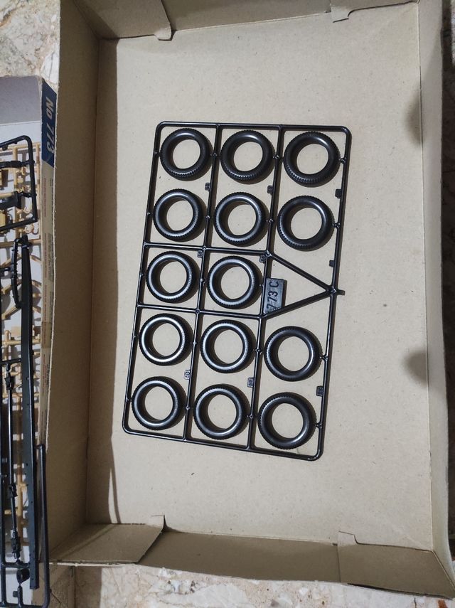 Opel blitz 1/24 italeri