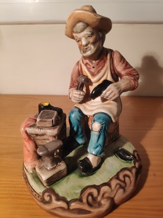 Figura de Zapatero remendon