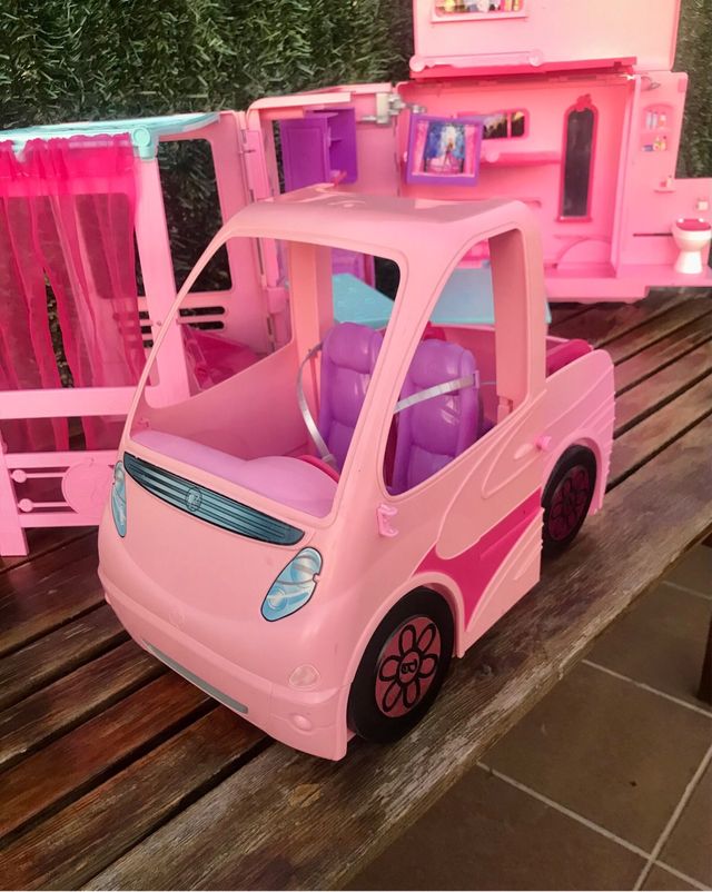 Autocaravana Barbie