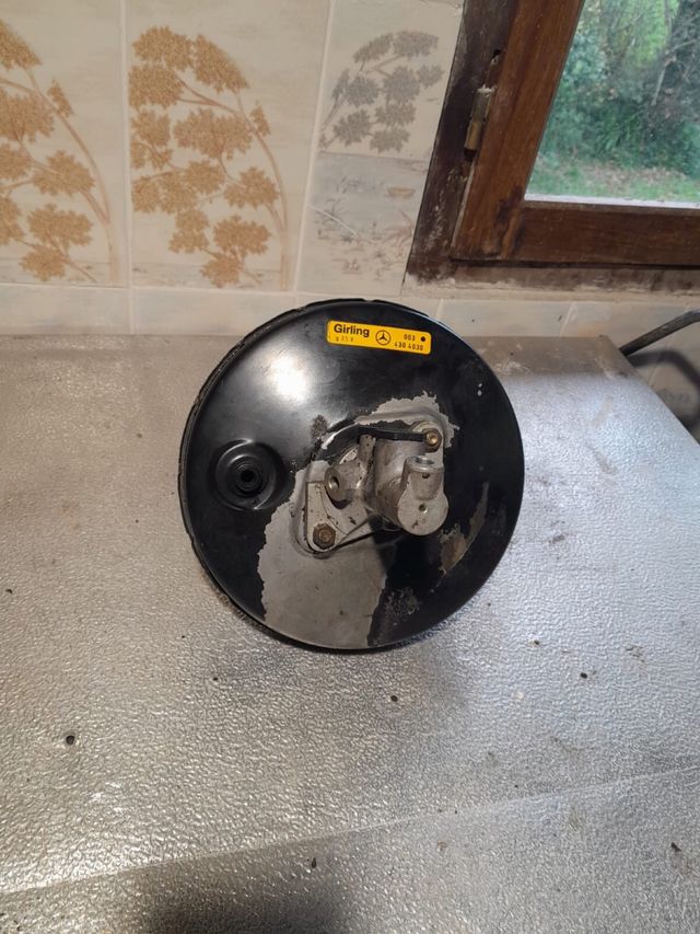 Mercedes 190D 2.5 Servofreno y bomba