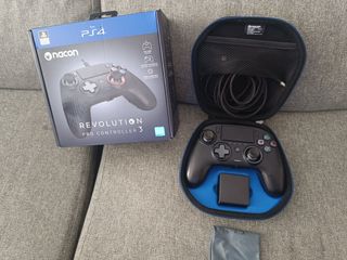 Mando nacom Revolution pro controller 3