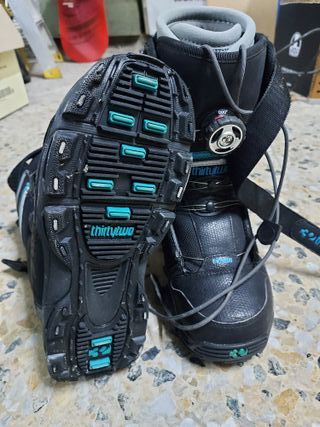 Equipo snowboard chica