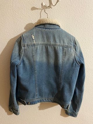 Chaqueta vaquera con borrego